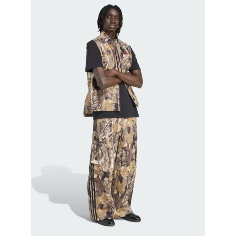 NWT Men's Adidas OG Camo Wide Leg Pants Size XL